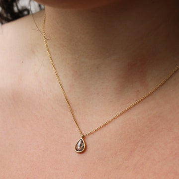 18ct Yellow Gold Textured Pendant with Pear Rose Cut Diamond