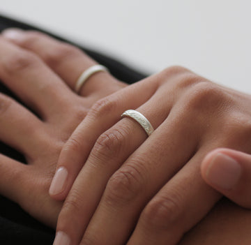 Narrow 'sweet is the rose that grows’ Silver Etched Ring