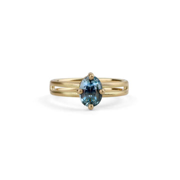 Shimell & Madden Oval Blue Montana Sapphire Ring in Yellow Gold