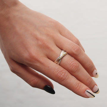 Intertwined Silver 'on and on' Ring