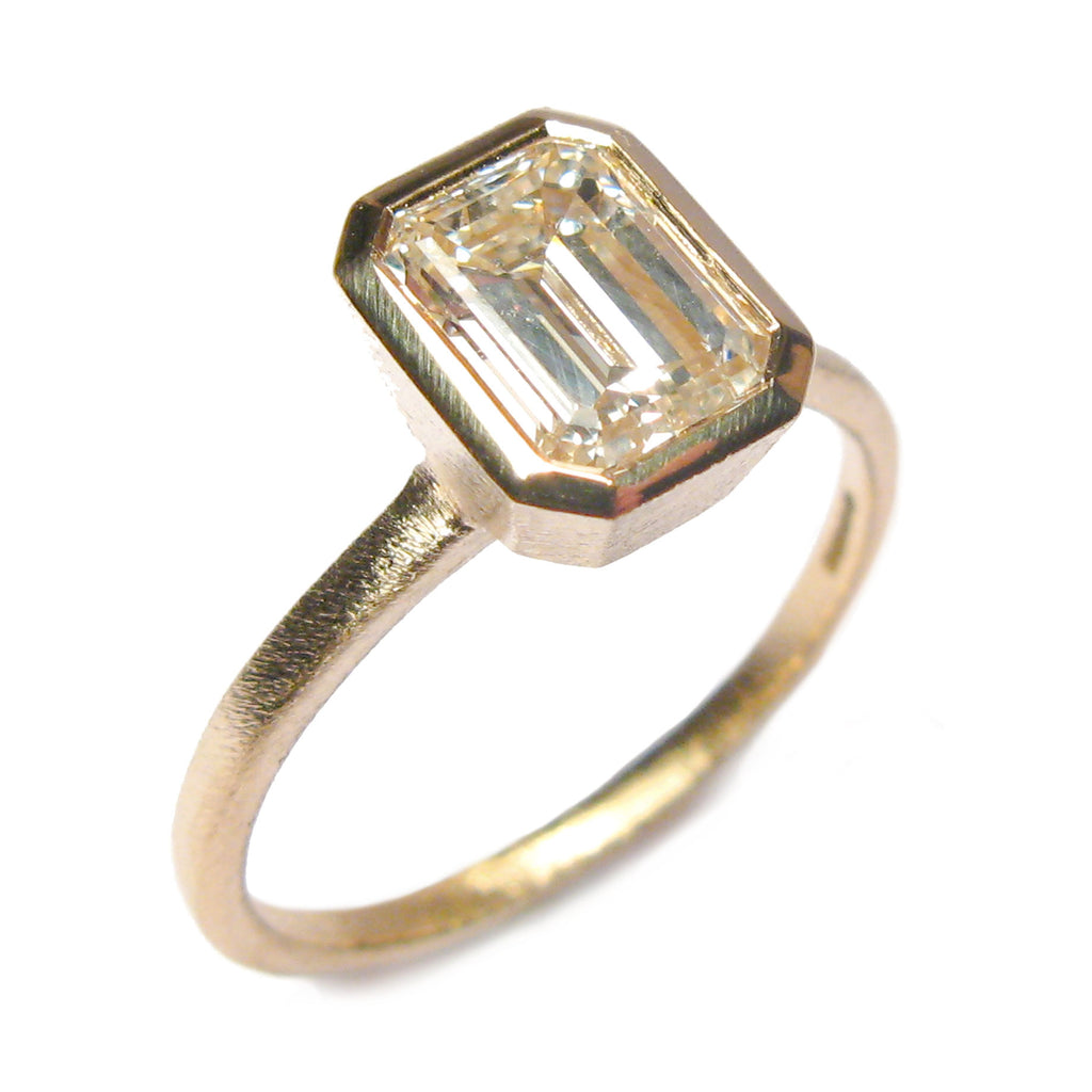 Bespoke - 9ct Yellow Gold and Emerald Cut Ring
