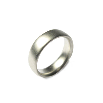 Diana Porter plain platinum mens wedding ring