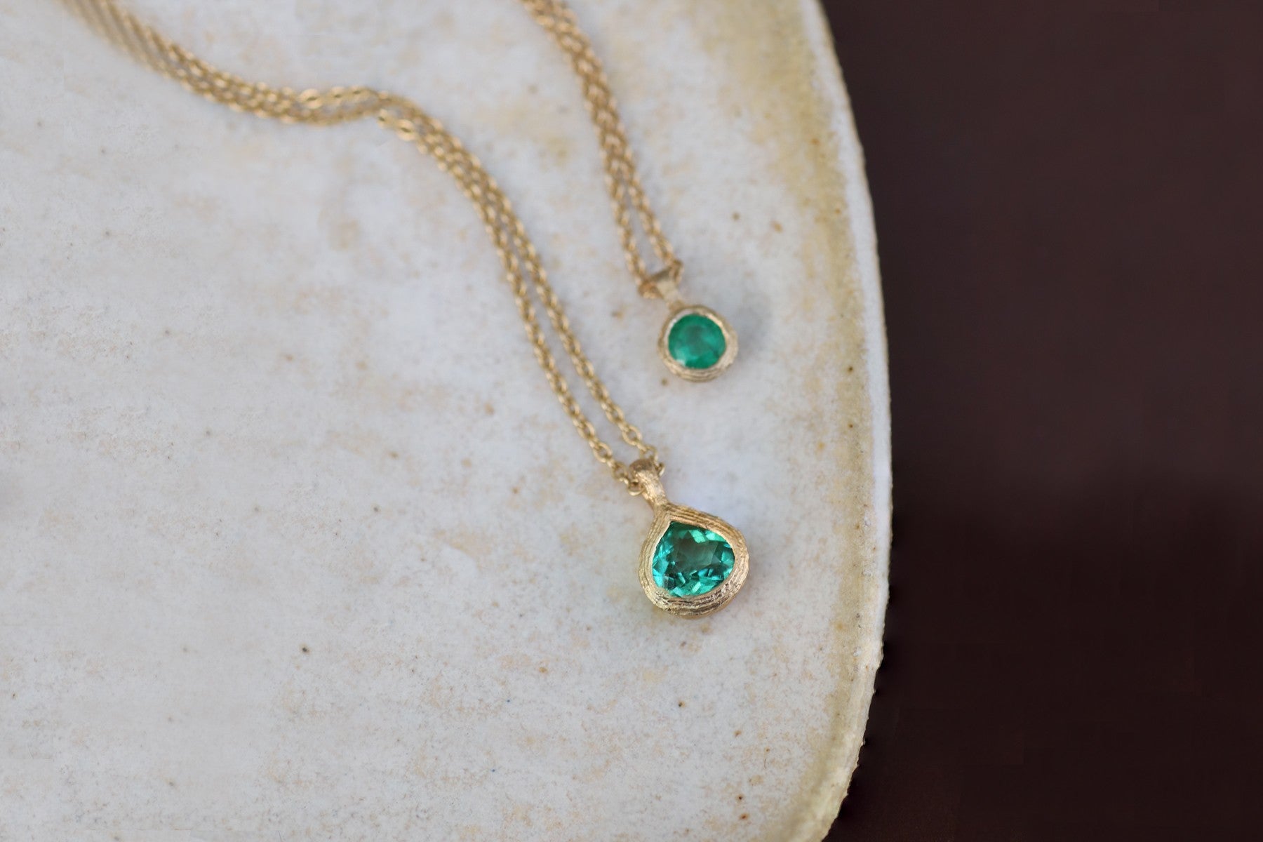 Gold contemporary necklaces