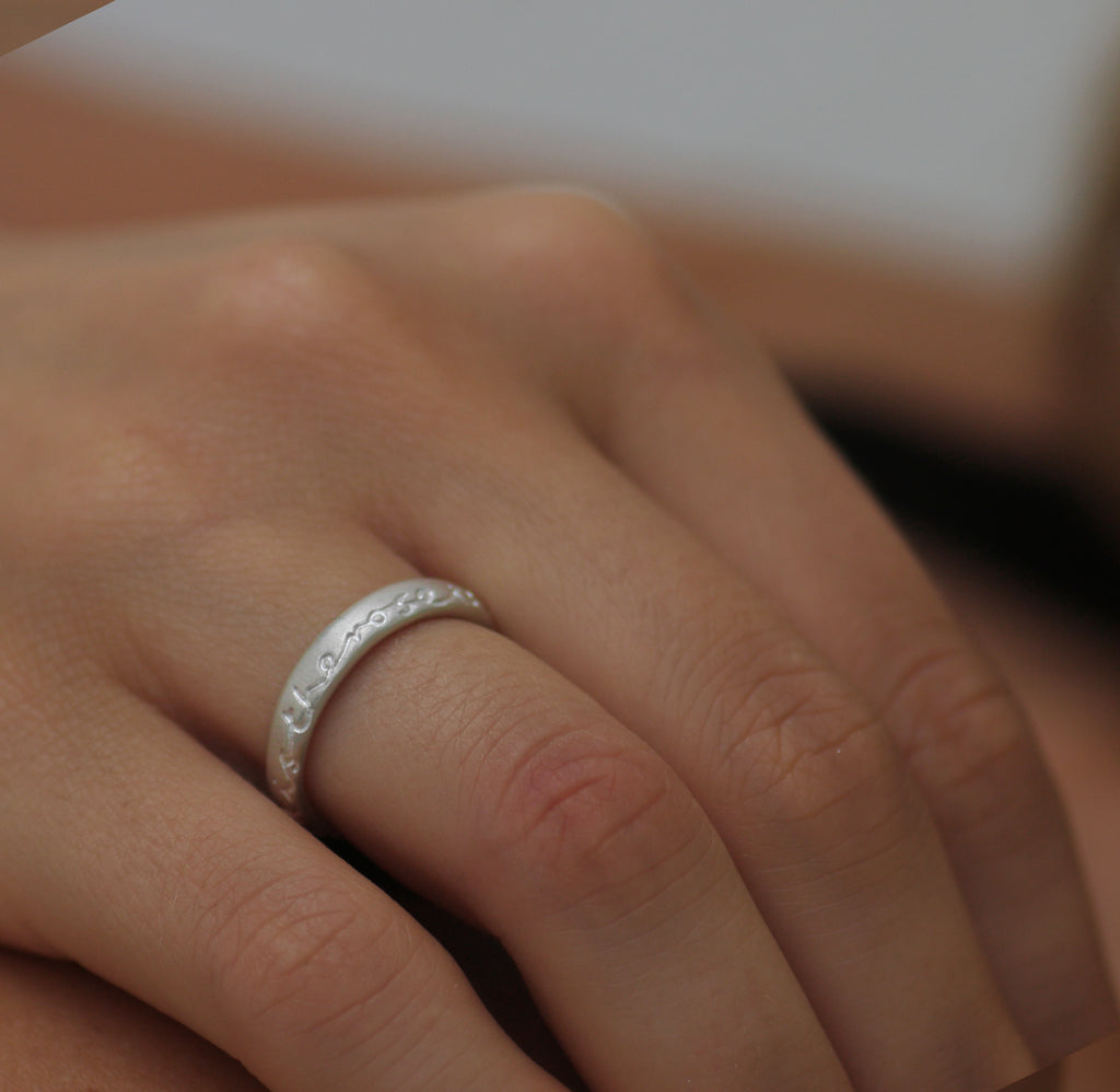 Narrow 'sweet is the rose that grows’ Silver Etched Ring