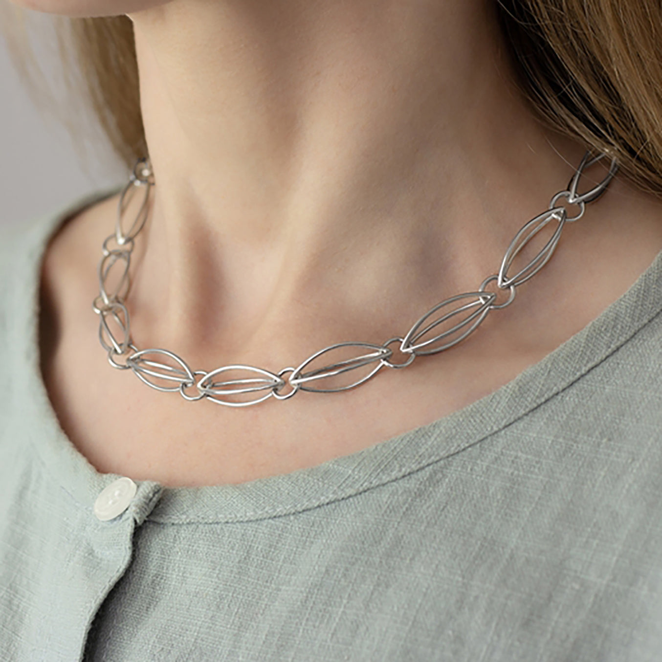 Gerlinde Huth Linear Acorn Silver Necklace