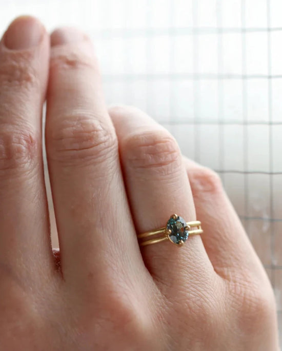 Shimell & Madden Oval Blue Montana Sapphire Ring in Yellow Gold