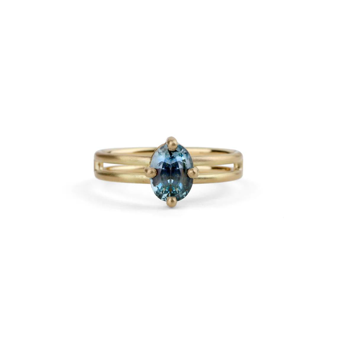 Shimell & Madden Oval Blue Montana Sapphire Ring in Yellow Gold