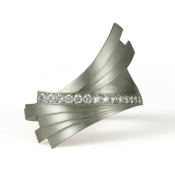Bola Lyon Platinum Stretch Ring