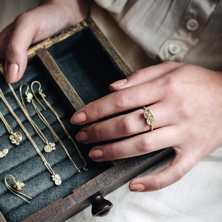 Alison Macleod | Diana Porter Jewellery