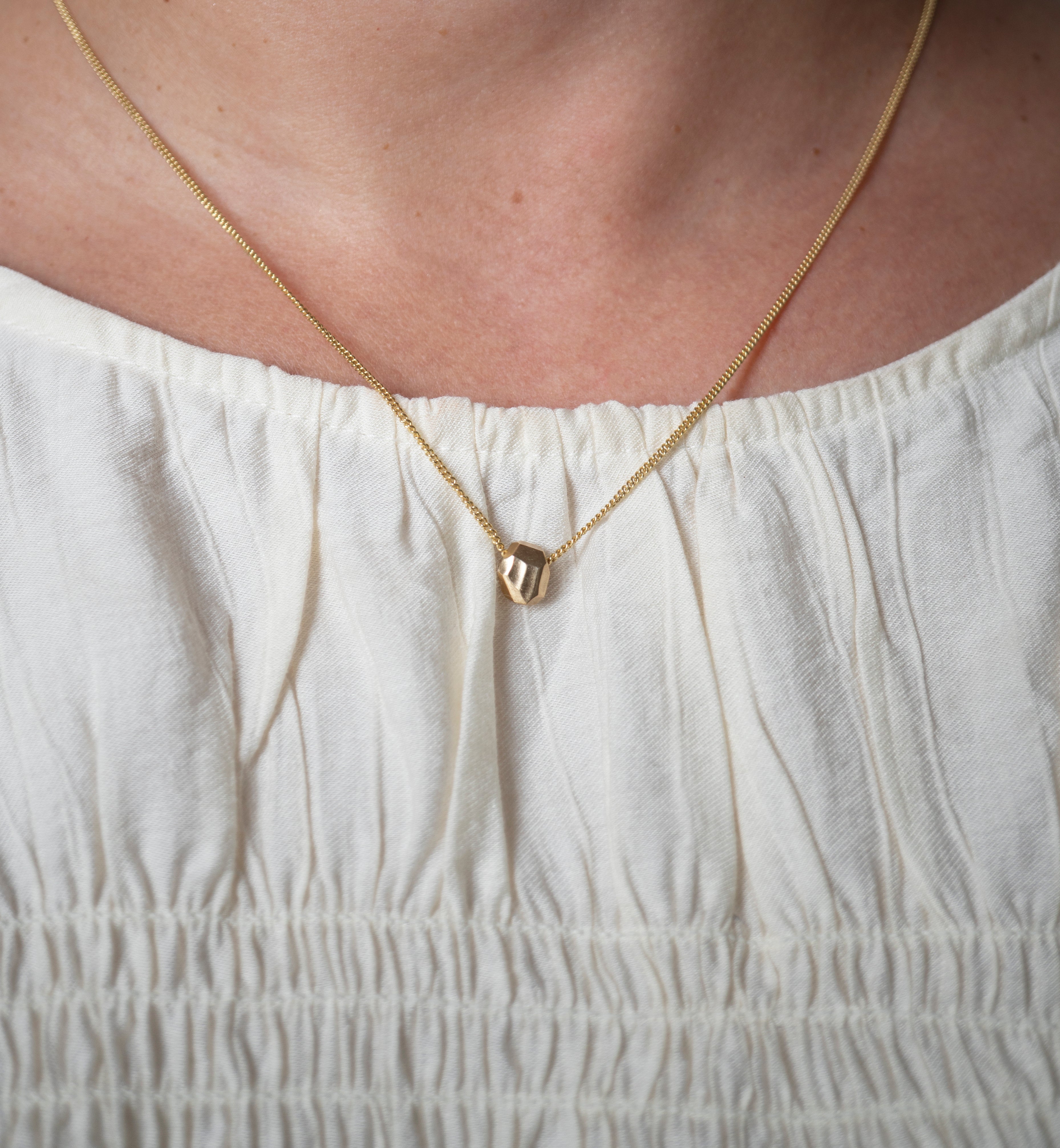 Maria Manola Yellow Gold Simple Gea Necklace