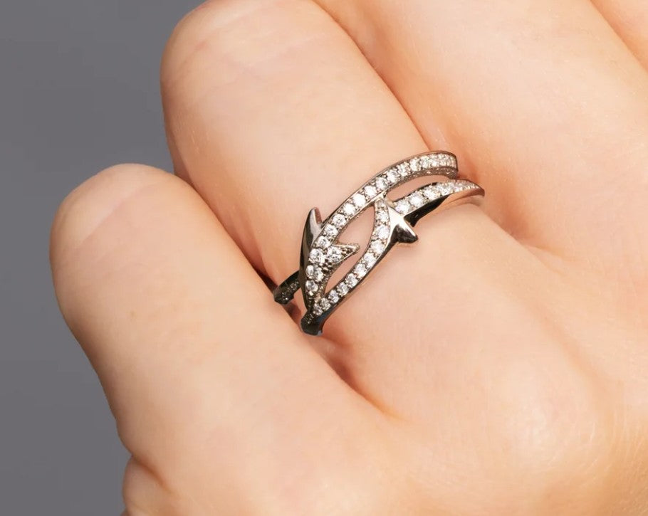 Outlet Ex Display The Way Diamond Arrow Band, recycled 18ct white gold & Australian dias