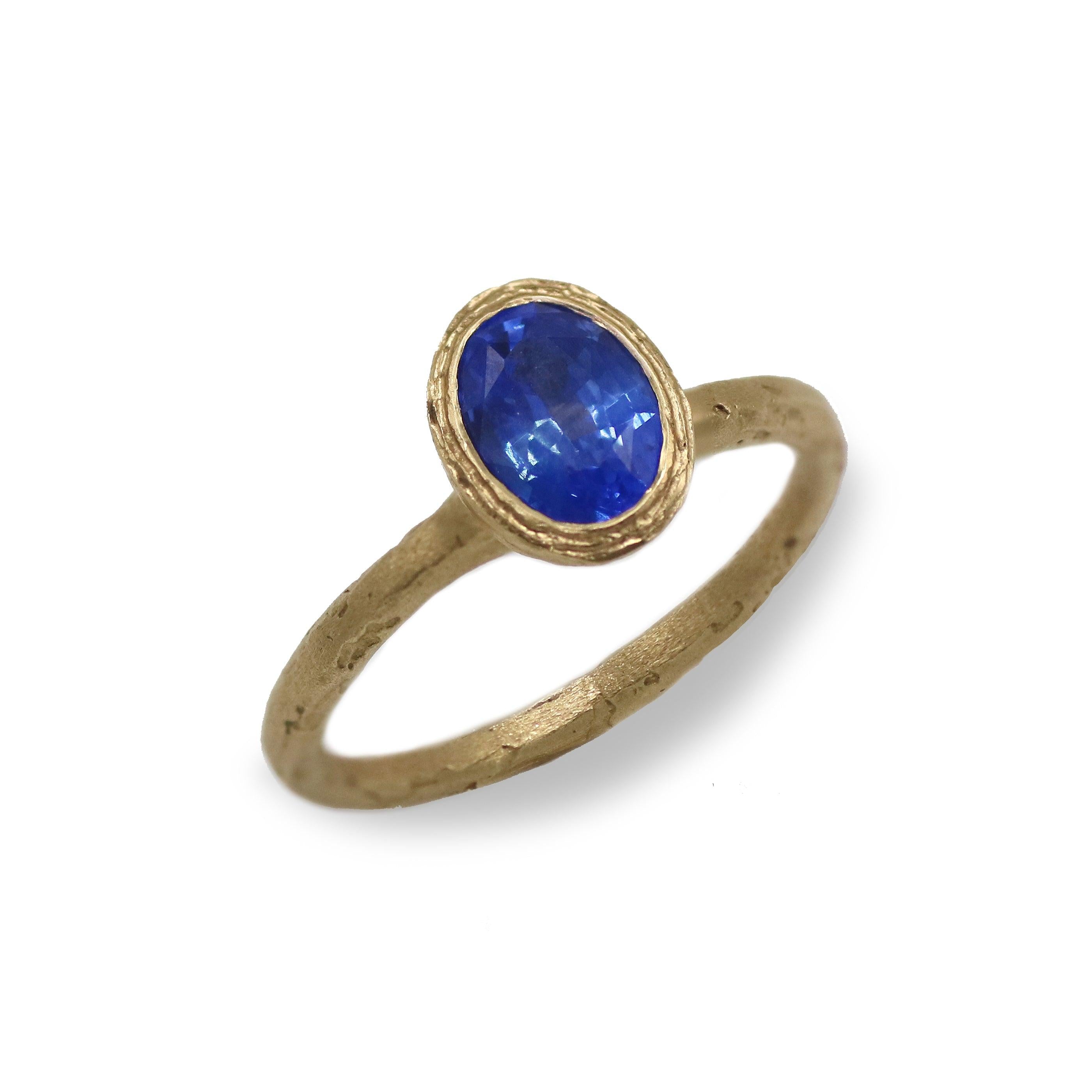 Oval Blue Sapphire Engagement Ring 