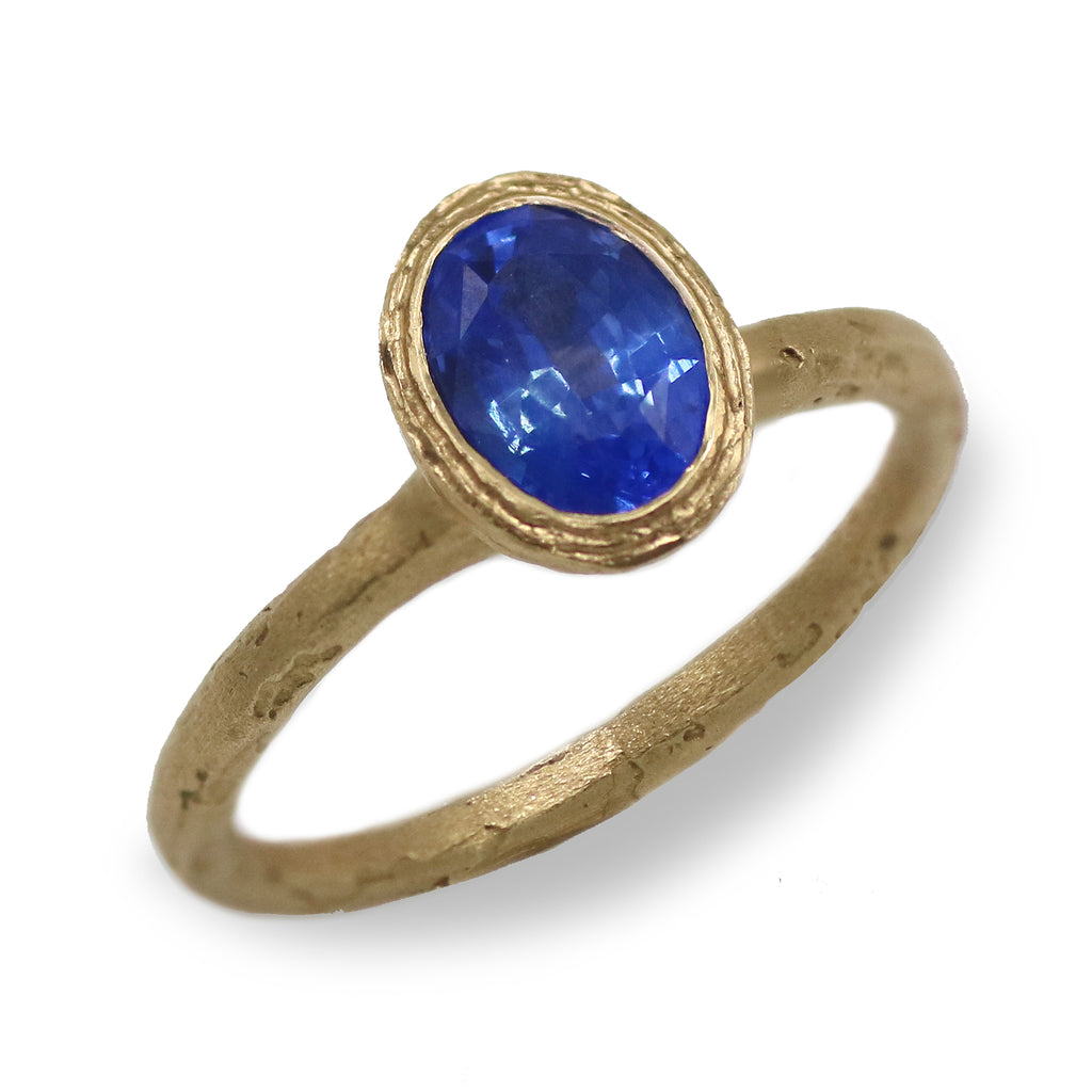 Oval Blue Sapphire Engagement Ring 