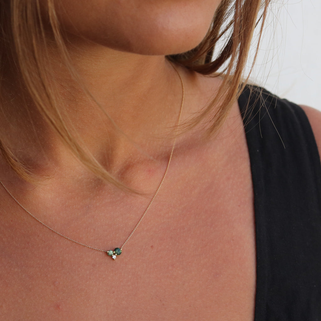 Shimell & Madden 18ct Yellow Gold Green Sapphire and Diamond Trio Necklace
