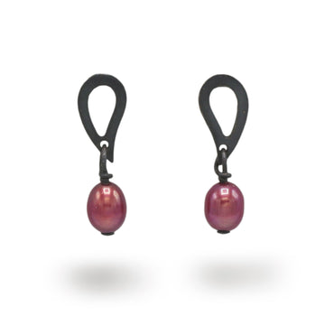 Jessica Hewitt Oxidised Silver Red Pearl Earrings