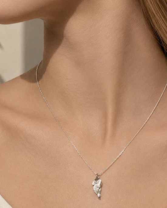 Aurum Silver Swan Pendant
