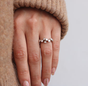 Gold Cluster Ring with Eight Brilliant Cut Diamonds