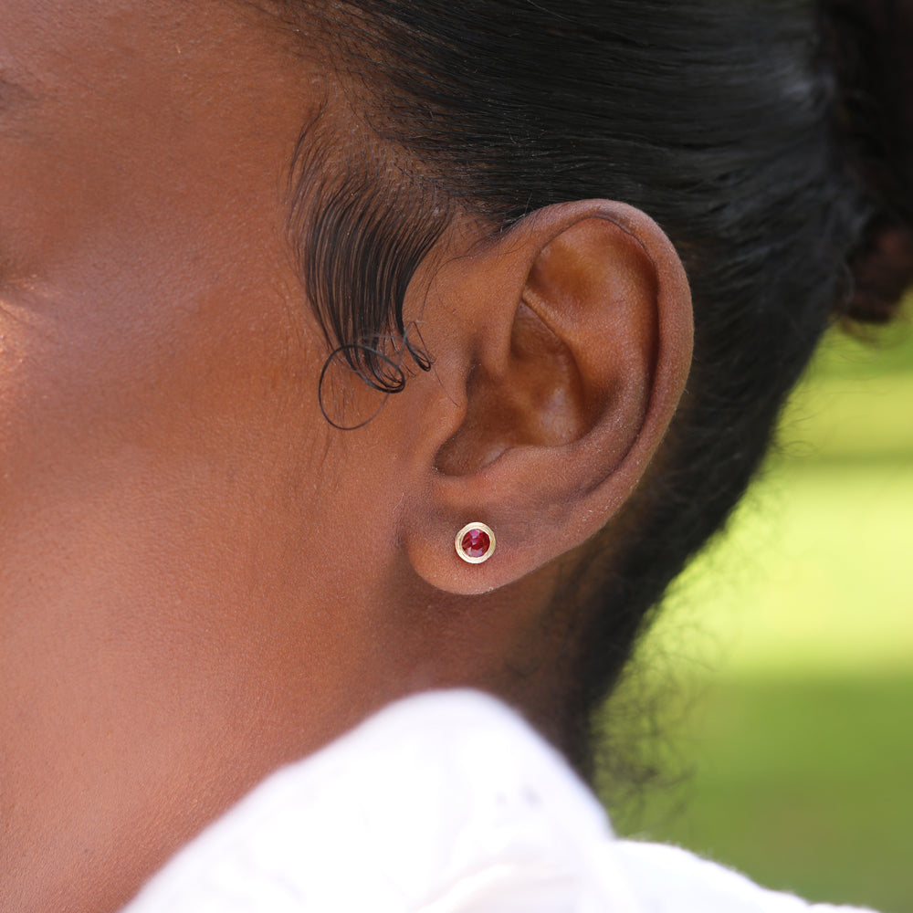 9ct Fairtrade Yellow Gold Textured Ear Studs with Rubies