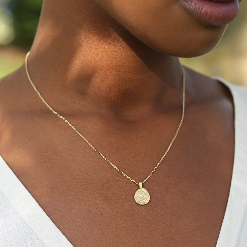 Large 9ct Fairtrade Yellow Gold Lacy And On Pendant