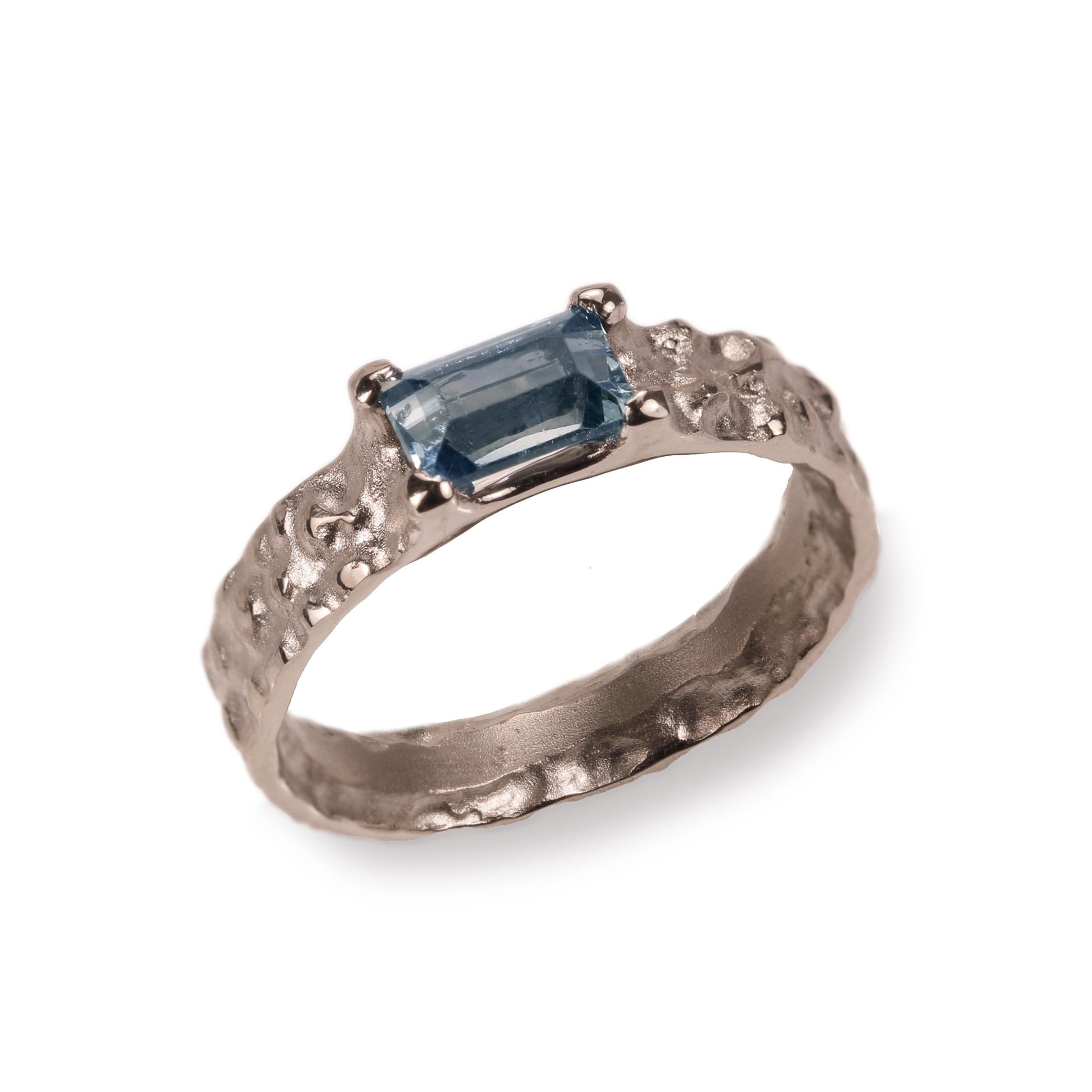 White Gold Molten Ring with Blue Sapphire