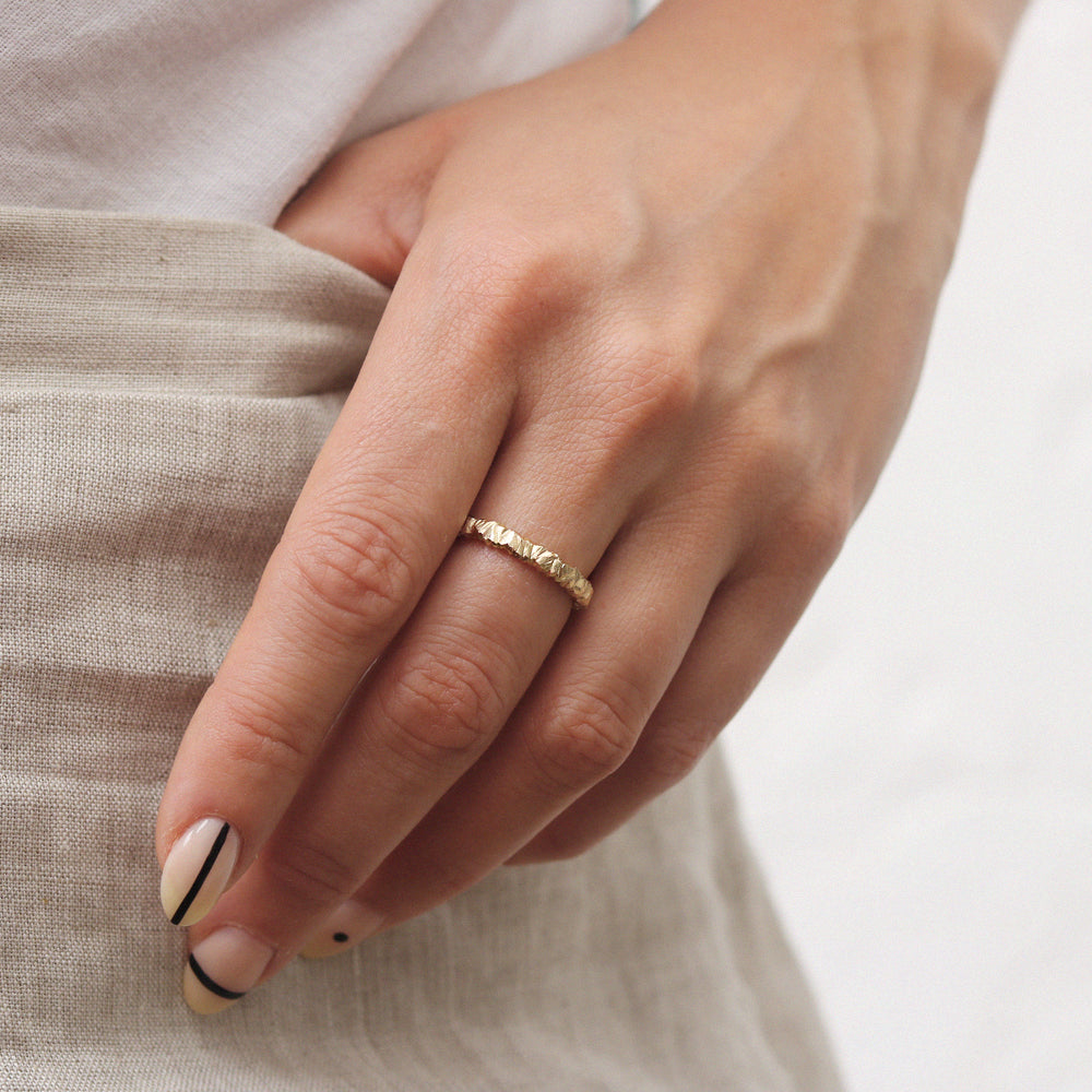 Hannah Felicity Dunne 9ct Yellow Gold Textured Rock Ring