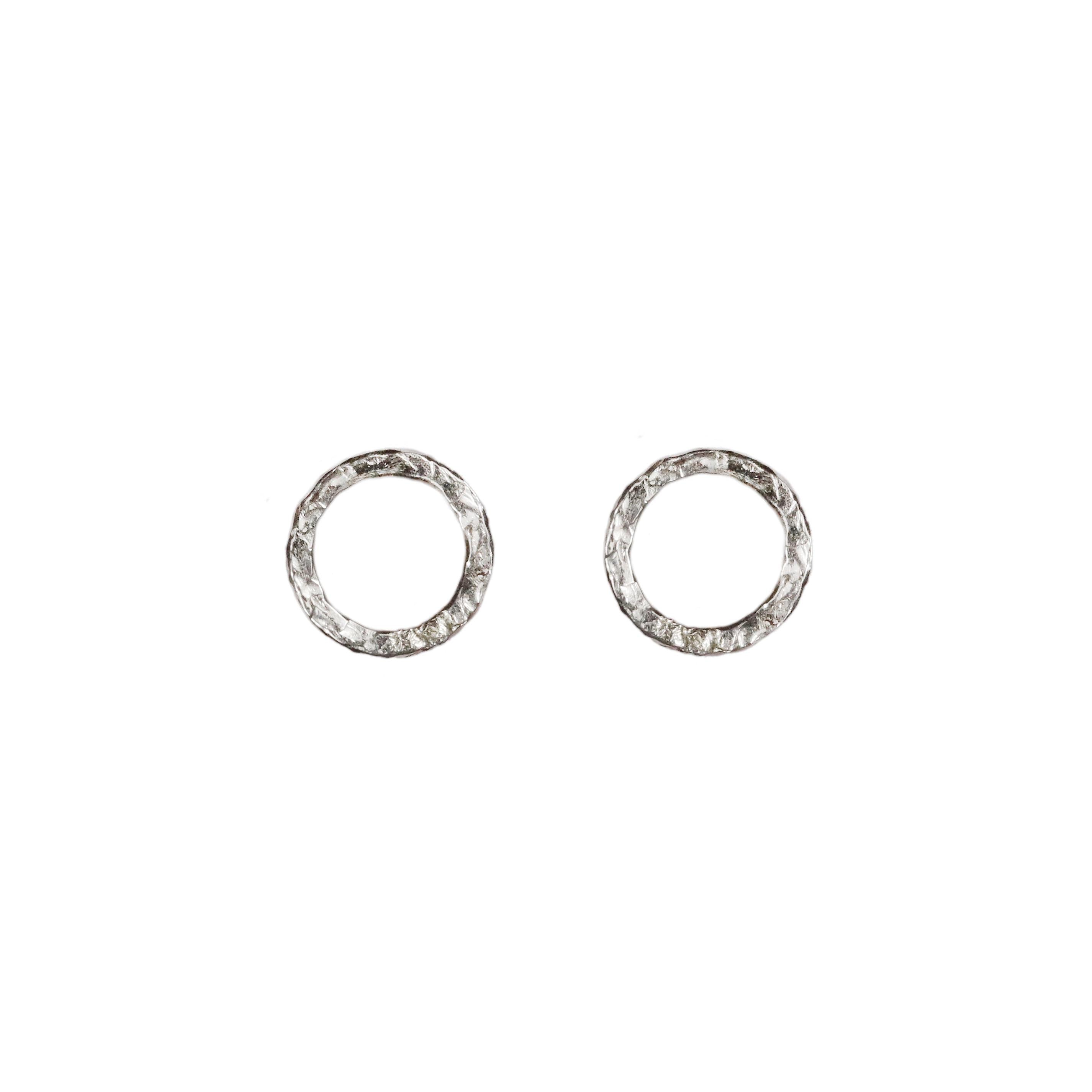 Hannah Felicity Dunne silver circle studs