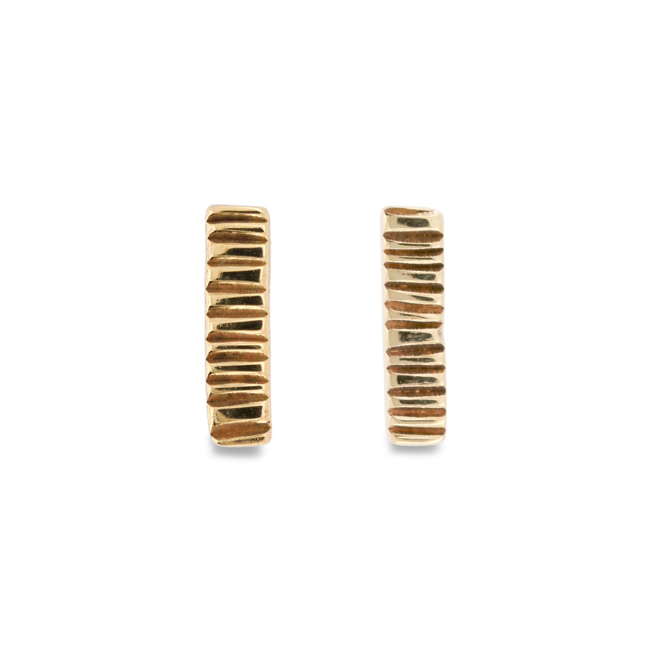 Mim Best 9ct yellow gold oblong studs