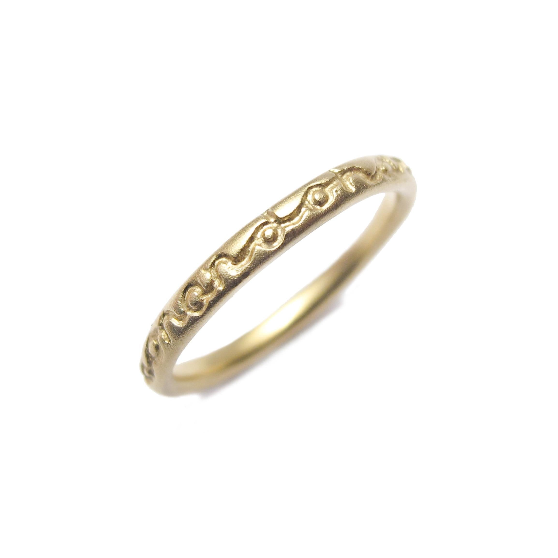 Slim Fairtrade Yellow Gold 'on and on' Ring