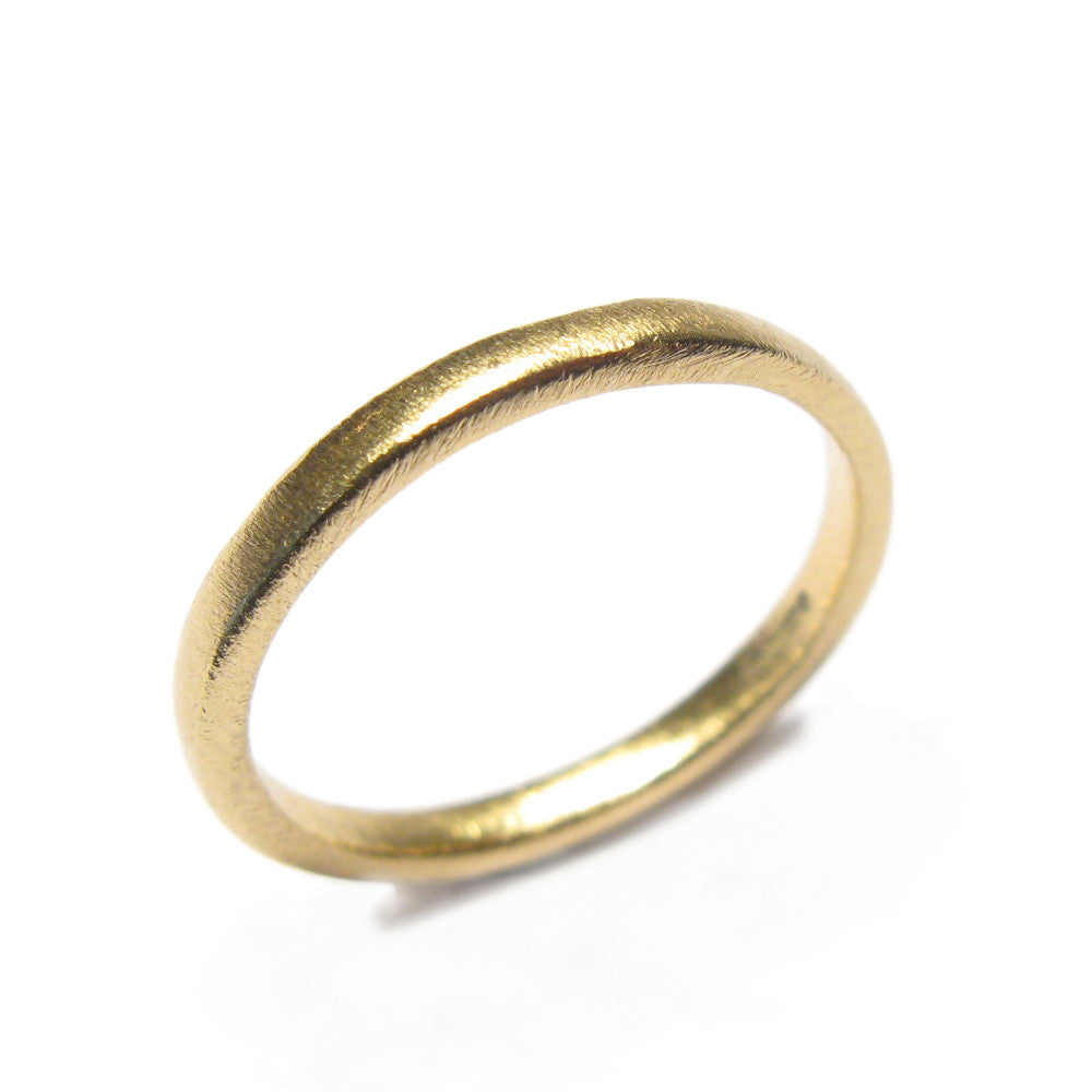 Diana Porter Jewellery contemporary yellow gold wedding ring