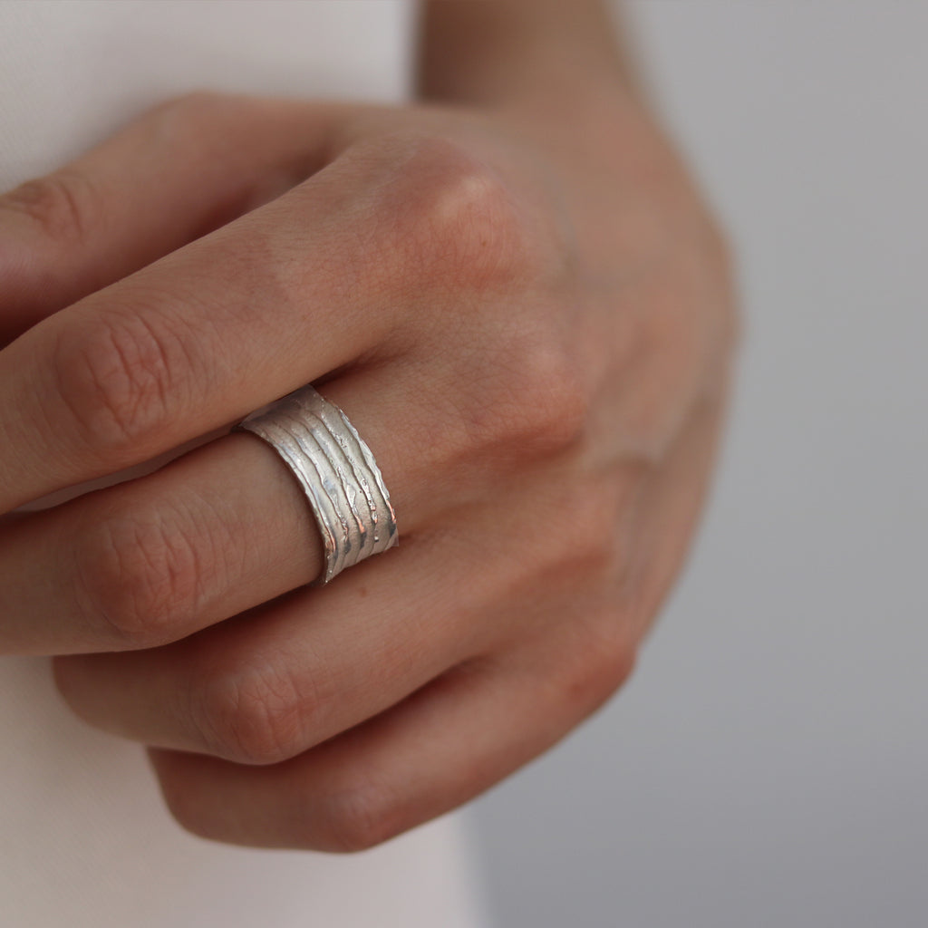 Medium Silver 'Strata' Ring