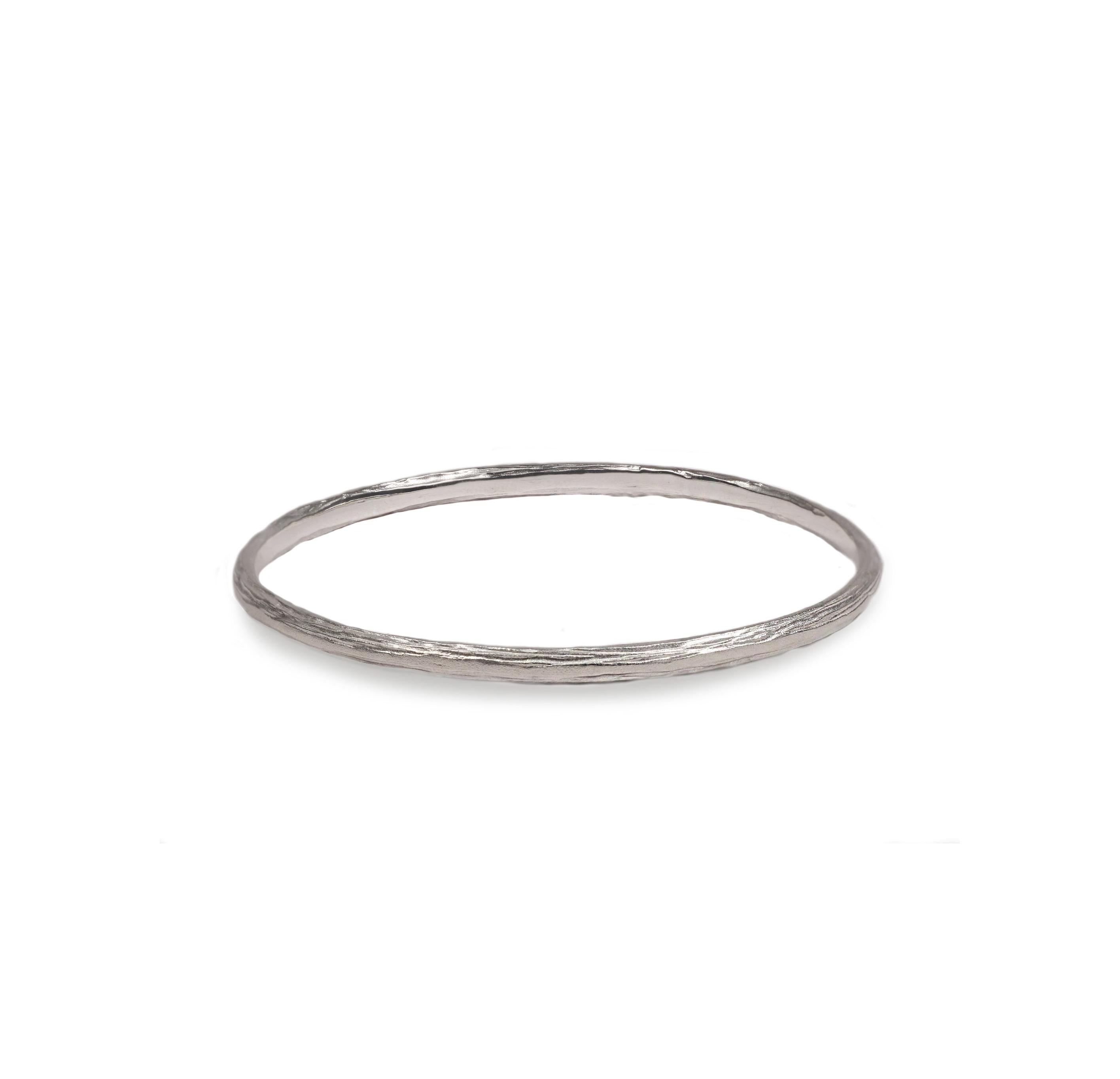 Silver Textured Narrow 'Strata' Bangle