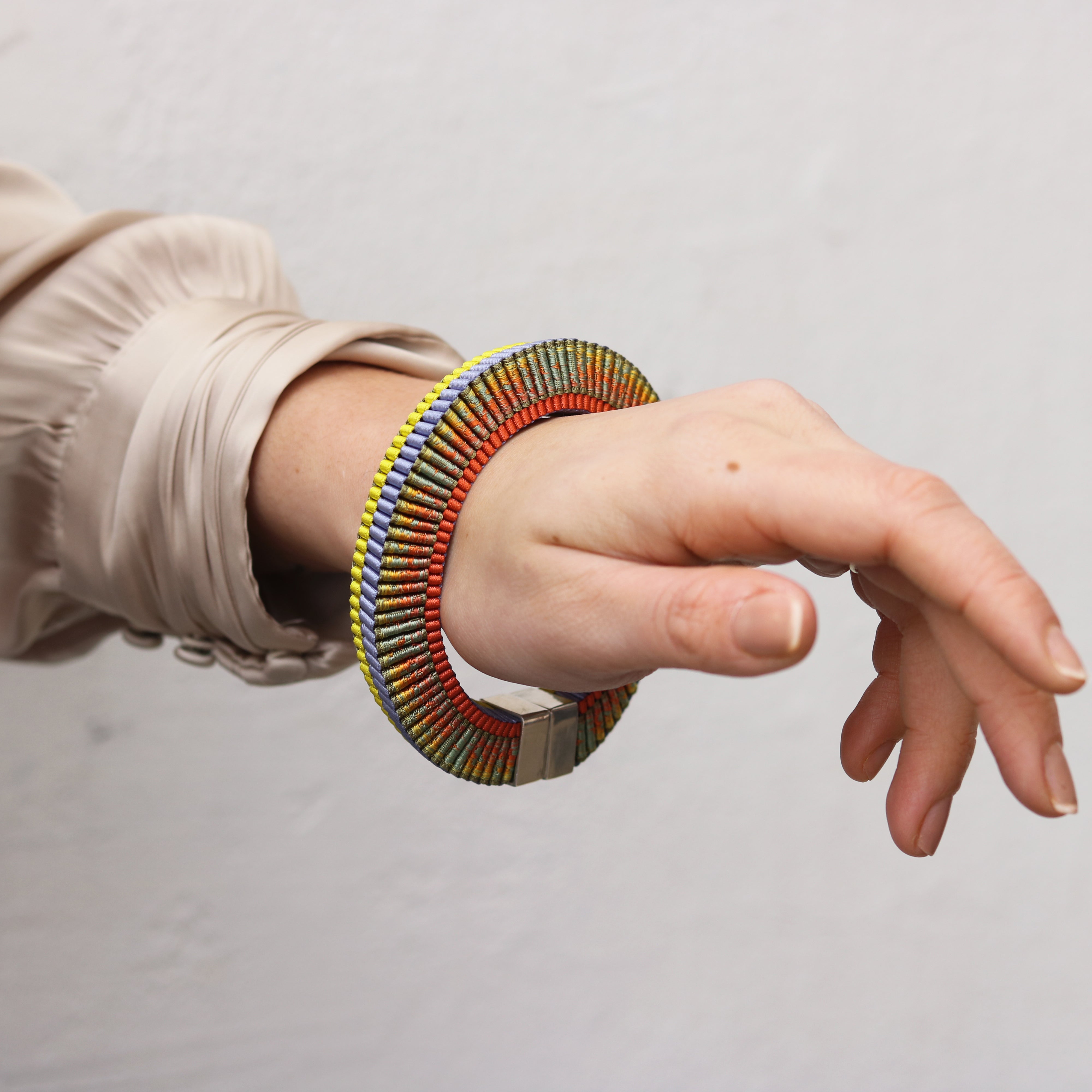 Emma Calvert Antique Summer Floral bracelet