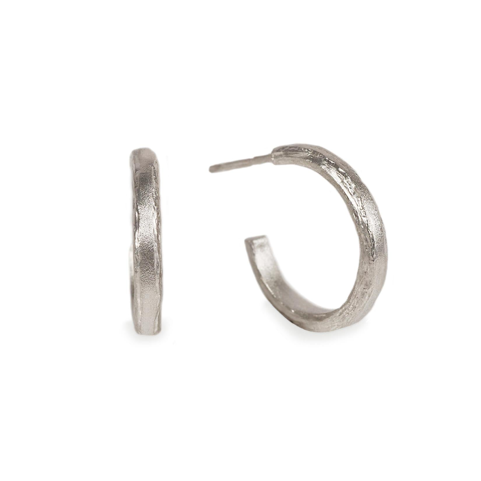 Medium Silver Strata Textured Ear Hoops