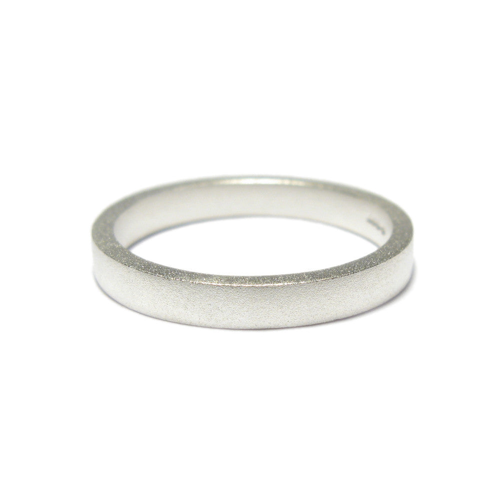 Diana Porter plain silver wedding ring