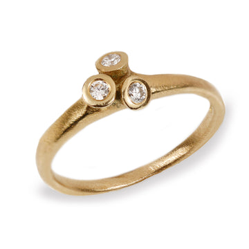18ct Fairtrade White Gold Tiny Multi Set Ring with Three Brilliant Cut Diamonds
