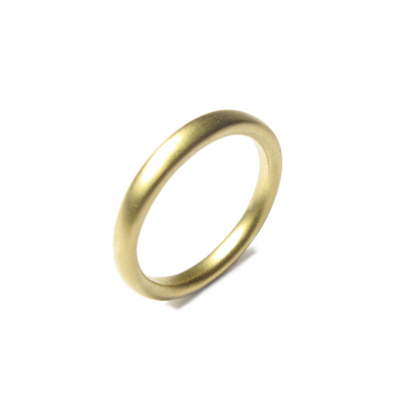 Diana Porter Jewellery contemporary narrow yellow gold wedding ring